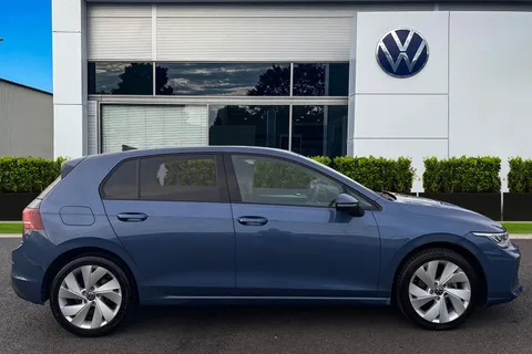 GD24THK Volkswagen Golf 1.5 TSI 150 Match 5dr Thumbnail #4