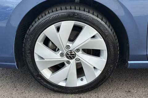 GD24THK Volkswagen Golf 1.5 TSI 150 Match 5dr Thumbnail #11