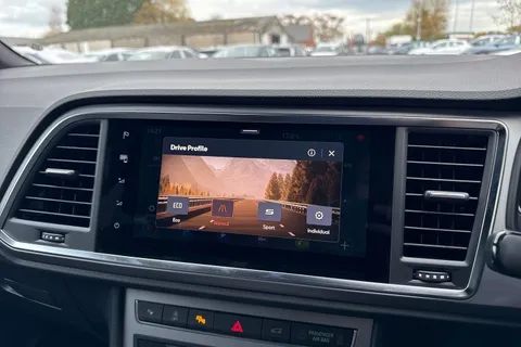  SEAT Ateca 1.5 TSI EVO FR Black Edition Euro 6 (s/s) 5dr Thumbnail #49