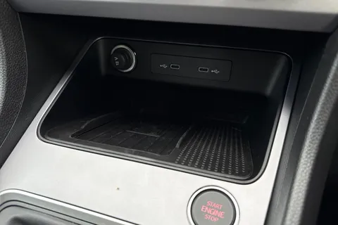  SEAT Ateca 1.5 TSI EVO FR Black Edition Euro 6 (s/s) 5dr Thumbnail #50