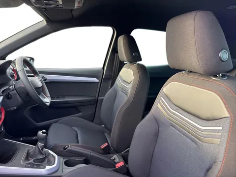  SEAT Arona 1.0 TSI FR Euro 6 (s/s) 5dr Thumbnail #11