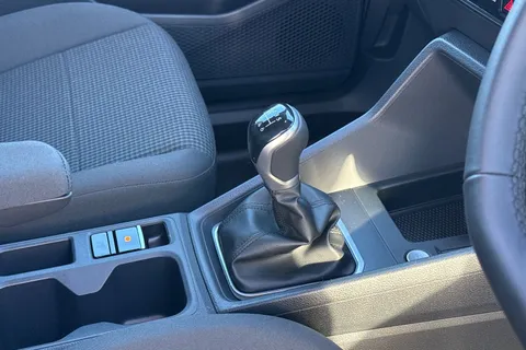 19 of 41 for Volkswagen Caddy 2.0TDI (102PS) C20 Cargo Commerce Plus PV