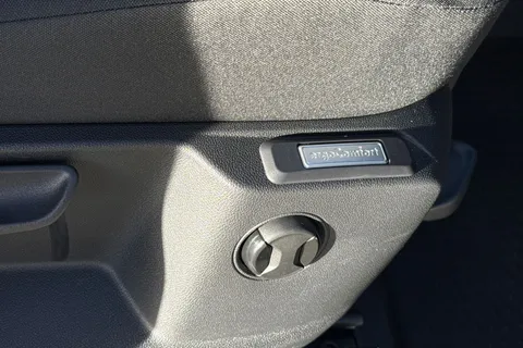 32 of 41 for Volkswagen Caddy 2.0TDI (102PS) C20 Cargo Commerce Plus PV