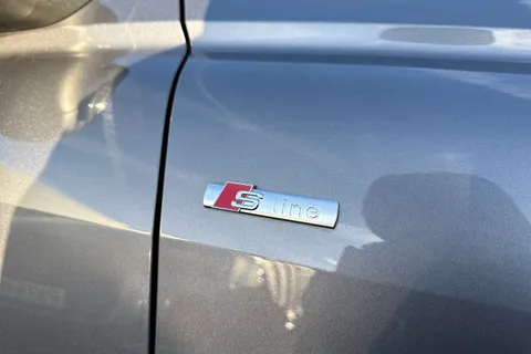 26 of 66 for Audi Q4 e-tron Q4 Sportback Black Edition 45 e-tron kW