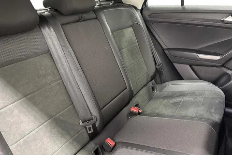 10 of 13 for VOLKSWAGEN T-ROC 1.5 TSI Style 5dr DSG