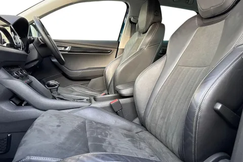 DX19FTK Škoda Karoq 1.6 TDI SE L DSG Euro 6 (s/s) 5dr Thumbnail #17