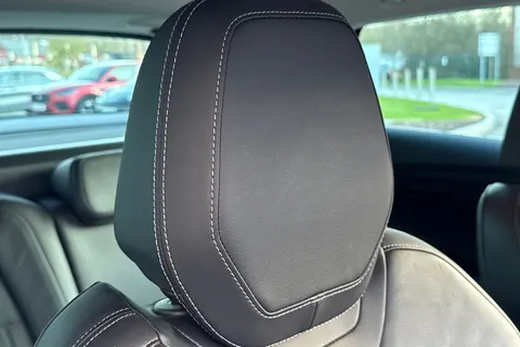 DX19FTK Škoda Karoq 1.6 TDI SE L DSG Euro 6 (s/s) 5dr Thumbnail #42