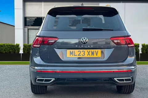 ML23XWV Volkswagen Tiguan 1.5 TSI 150 R-Line 5dr DSG | Heated Seats | ACC | Road Sign Recognition Thumbnail #5