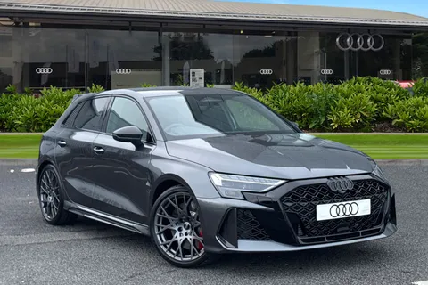  Audi RS 3 2.5 TFSI Carbon Black Sportback S Tronic quattro Euro 6 (s/s) 5dr Thumbnail #2