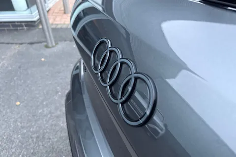  Audi RS 3 2.5 TFSI Carbon Black Sportback S Tronic quattro Euro 6 (s/s) 5dr Thumbnail #33