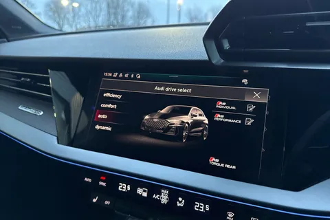  Audi RS 3 2.5 TFSI Carbon Black Sportback S Tronic quattro Euro 6 (s/s) 5dr Thumbnail #59