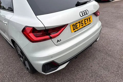 DE75EYX Audi A1 Black Edition 30 TFSI  116 PS 6-speed Thumbnail #8