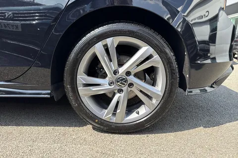 CE21HUU Volkswagen Golf 1.5 TSI R-Line 5dr | Heated Seats | ACC | App Connect Thumbnail #12