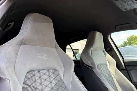 CE21HUU Volkswagen Golf 1.5 TSI R-Line 5dr | Heated Seats | ACC | App Connect Thumbnail #25