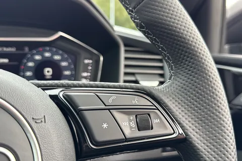 DE75EYX Audi A1 Black Edition 30 TFSI  116 PS 6-speed Thumbnail #26