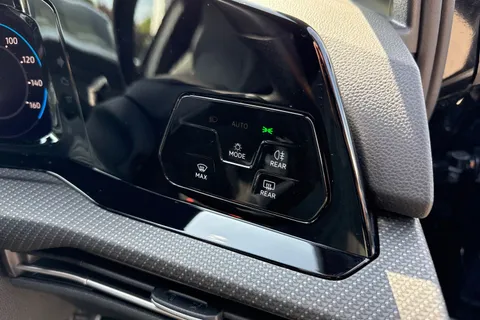 CE21HUU Volkswagen Golf 1.5 TSI R-Line 5dr | Heated Seats | ACC | App Connect Thumbnail #30