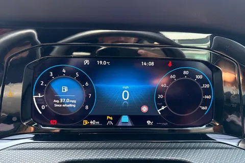 CE21HUU Volkswagen Golf 1.5 TSI R-Line 5dr | Heated Seats | ACC | App Connect Thumbnail #32