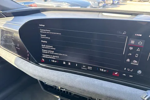 DE75EJZ Audi A6 E-Tron Avant Avant Edition 1 e-tron performance  270,00 kW Thumbnail #42