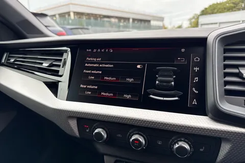 DE75EYX Audi A1 Black Edition 30 TFSI  116 PS 6-speed Thumbnail #41