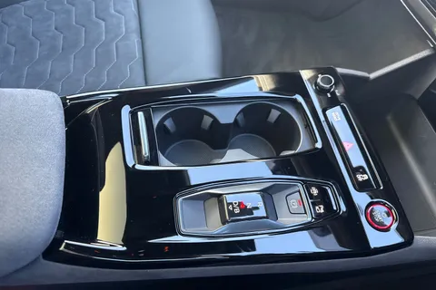 DE75EJZ Audi A6 E-Tron Avant Avant Edition 1 e-tron performance  270,00 kW Thumbnail #54