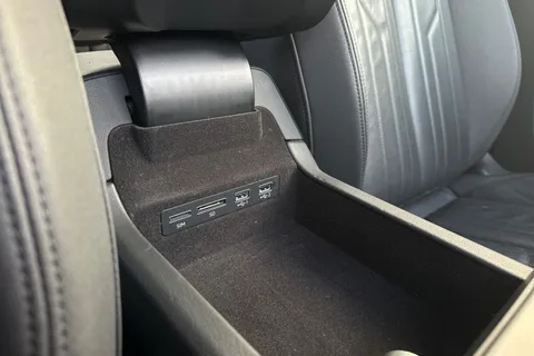 PN19KUJ Audi A6 Saloon 2.0 TDI 40 Sport S Tronic Euro 6 (s/s) 4dr Thumbnail #30