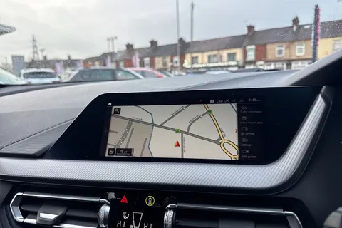 DL70FYG BMW 1 Series 1.5 118i M Sport Euro 6 (s/s) 5dr Thumbnail #13