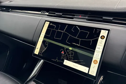 KS73NPX Land Rover Range Rover Sport 3.0 D300 Dynamic SE 5dr Thumbnail #13