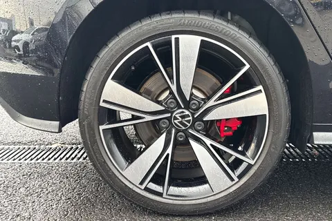 MV74WGZ Volkswagen Golf 1.4 TSI GTE 5dr DSG **PAN ROOF + 18' BAKERSFIELD ALLOYS** Thumbnail #10