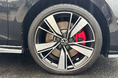 MV74WGZ Volkswagen Golf 1.4 TSI GTE 5dr DSG **PAN ROOF + 18' BAKERSFIELD ALLOYS** Thumbnail #11