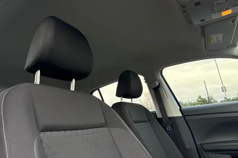 24 of 65 for Volkswagen T-Cross 1.0 TSI SE Euro 6 (s/s) 5dr