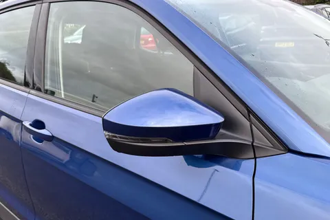 28 of 65 for Volkswagen T-Cross 1.0 TSI SE Euro 6 (s/s) 5dr