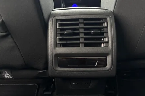 MV74WGZ Volkswagen Golf 1.4 TSI GTE 5dr DSG **PAN ROOF + 18' BAKERSFIELD ALLOYS** Thumbnail #29