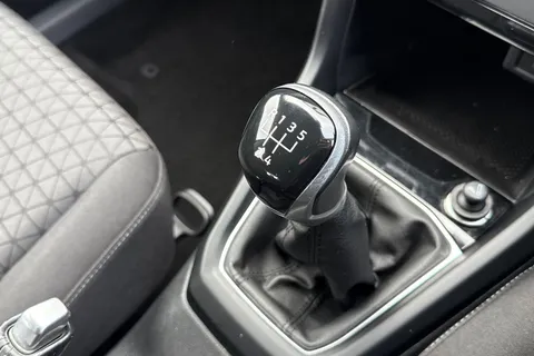 51 of 65 for Volkswagen T-Cross 1.0 TSI SE Euro 6 (s/s) 5dr