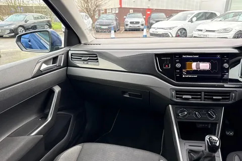CY23FHR Volkswagen Polo 1.0 Life 80Ps 5dr ⭐Front and rear parking sensors⭐ Thumbnail #15