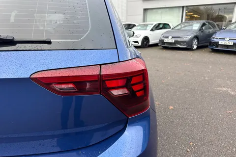 CY23FHR Volkswagen Polo 1.0 Life 80Ps 5dr ⭐Front and rear parking sensors⭐ Thumbnail #26