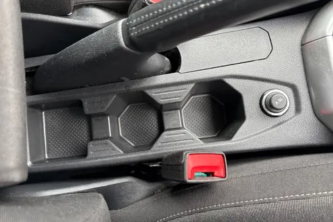 CY23FHR Volkswagen Polo 1.0 Life 80Ps 5dr ⭐Front and rear parking sensors⭐ Thumbnail #38