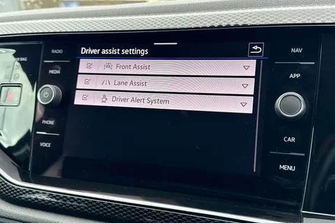 CY23FHR Volkswagen Polo 1.0 Life 80Ps 5dr ⭐Front and rear parking sensors⭐ Thumbnail #50