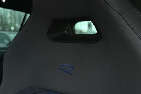 KR23OBB Volkswagen Tiguan 2.0 TSI 320 4Motion R 5dr DSG **PAN ROOF + WINTER PACK + AREA VIEW** Thumbnail #37