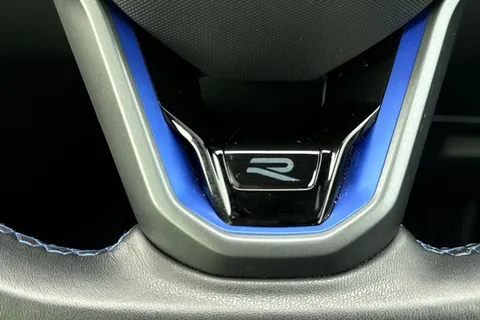 KR23OBB Volkswagen Tiguan 2.0 TSI 320 4Motion R 5dr DSG **PAN ROOF + WINTER PACK + AREA VIEW** Thumbnail #41