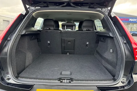 KM20DUJ Volvo Xc40 2.0 D3 Inscription Pro Auto Euro 6 (s/s) 5dr Thumbnail #8