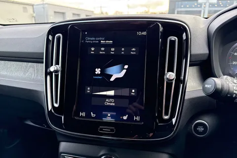 KM20DUJ Volvo Xc40 2.0 D3 Inscription Pro Auto Euro 6 (s/s) 5dr Thumbnail #23