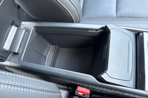 KM20DUJ Volvo Xc40 2.0 D3 Inscription Pro Auto Euro 6 (s/s) 5dr Thumbnail #61