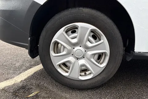 DL19YSN Ford Transit Courier 1.5 TDCi L1 Euro 6 5dr Thumbnail #23