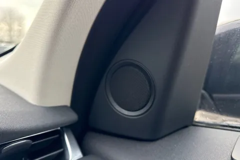 DU71FWA Land Rover Discovery Sport 2.0 D200 R-Dynamic S Plus 5dr Thumbnail #26