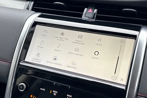 DU71FWA Land Rover Discovery Sport 2.0 D200 R-Dynamic S Plus 5dr Thumbnail #33