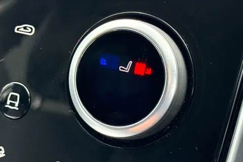 DU71FWA Land Rover Discovery Sport 2.0 D200 R-Dynamic S Plus 5dr Thumbnail #41