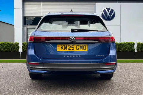 4 of 64 for Volkswagen Passat 1.5 TSI eHybrid 204PS Life 5dr DSG⭐ Drivers Assistance Pack⭐