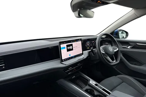 15 of 64 for Volkswagen Passat 1.5 TSI eHybrid 204PS Life 5dr DSG⭐ Drivers Assistance Pack⭐