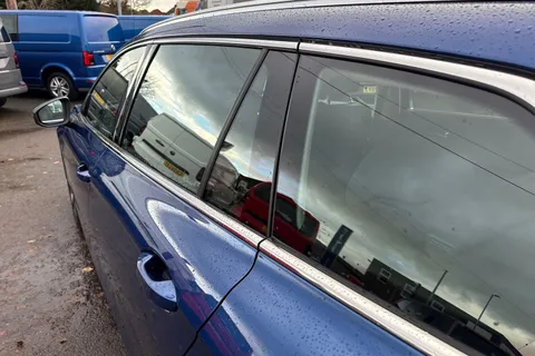 36 of 64 for Volkswagen Passat 1.5 TSI eHybrid 204PS Life 5dr DSG⭐ Drivers Assistance Pack⭐