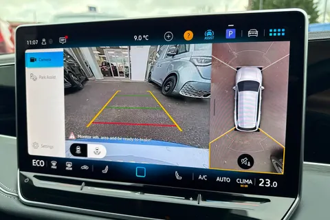 51 of 64 for Volkswagen Passat 1.5 TSI eHybrid 204PS Life 5dr DSG⭐ Drivers Assistance Pack⭐